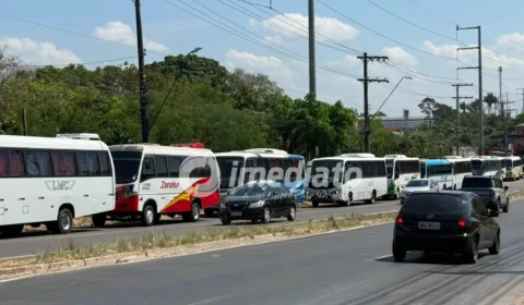 Prefeitura esclarece que paralisação do transporte especial não tem relação com administração municipal