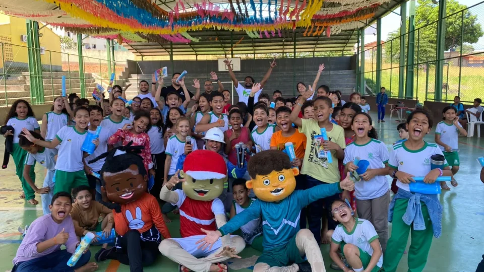 Escolas do Pará recebem projeto que orienta crianças sobre os riscos de empinar pipas perto da rede elétrica