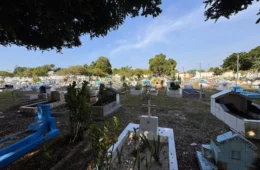 Confira os horários de funcionamento de cemitérios no Dia do Pais