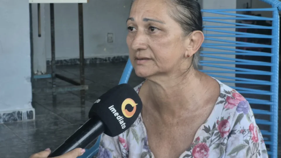 Moradora denuncia suposta cobrança abusiva de energia e diz temer perder a casa da mãe em Manaus