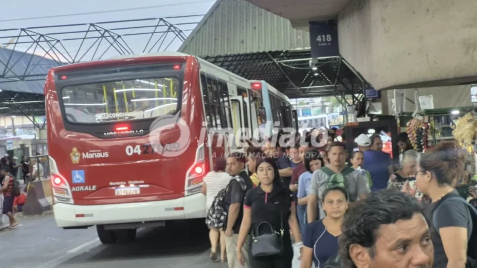 Ameaça de paralisação dos ônibus gera preocupação entre usuários do transporte coletivo em Manaus