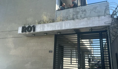 Homem é executado a tiros dentro de apartamento no Parque Dez, em Manaus