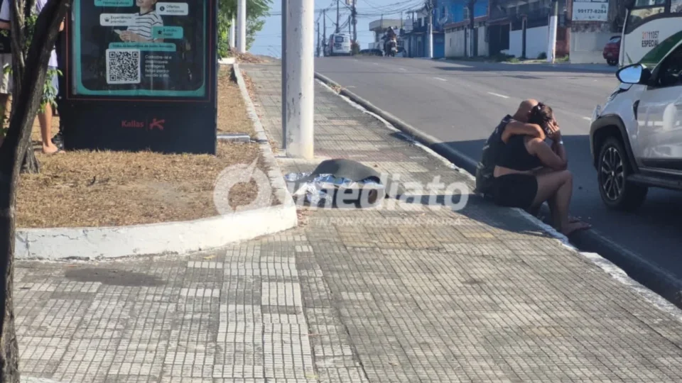 URGENTE: Idosa morre atropelada enquanto atravessava faixa de pedestre na Avenida Rodrigo Otávio, em Manaus