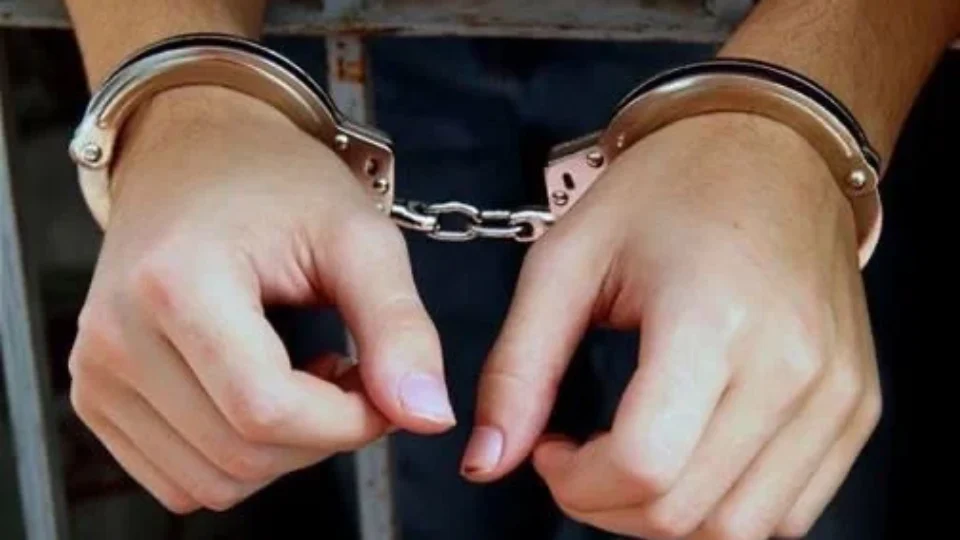 TRÁFICO: mulher presa com 33 kg de skunk disse à PF que transportava farinha