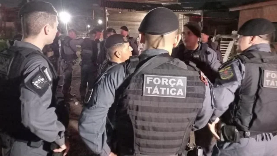 ROUBO: trio é localizado após assalto a casal e polícia apreende eletrônicos