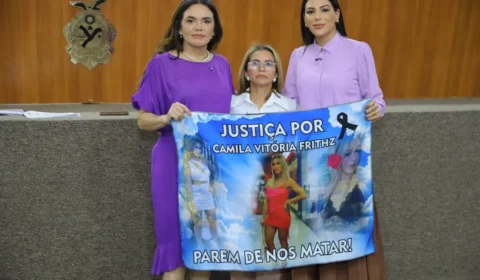 Alessandra Campelo cobra justiça por Camila Fritz durante seminário Lei Maria da Penha em Manaus