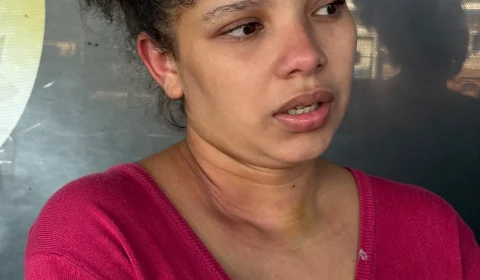 Mãe de bebê sequestrada relata emoção ao reencontrar filha e aguarda liberação para amamentar