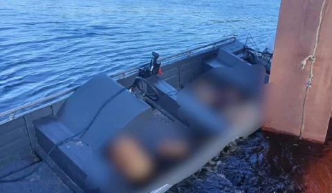 Dois corpos são encontrados em lancha no Rio Negro, em Manaus; delegado fala em fatalidade