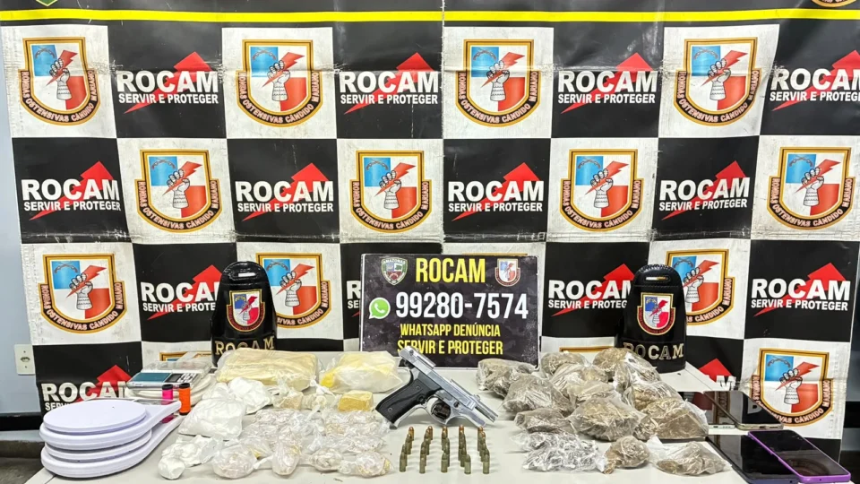 Casal é preso com pistola 9 mm e mais de 190 porções de drogas no Monte das Oliveiras