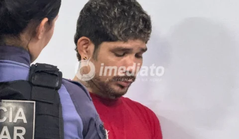 Homem tenta fugir da polícia, mas é preso com oxi e balança de precisão no bairro Petrópolis
