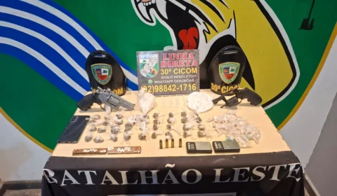 Trio se exibia com armas no Jorge Teixeira e acabou ‘exibido’ na delegacia em Manaus