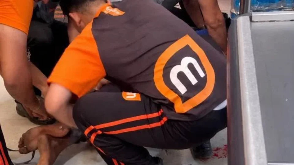 LAUDO APONTA ASFIXIA: jovem morre durante imobilização dentro de atacarejo em Macapá