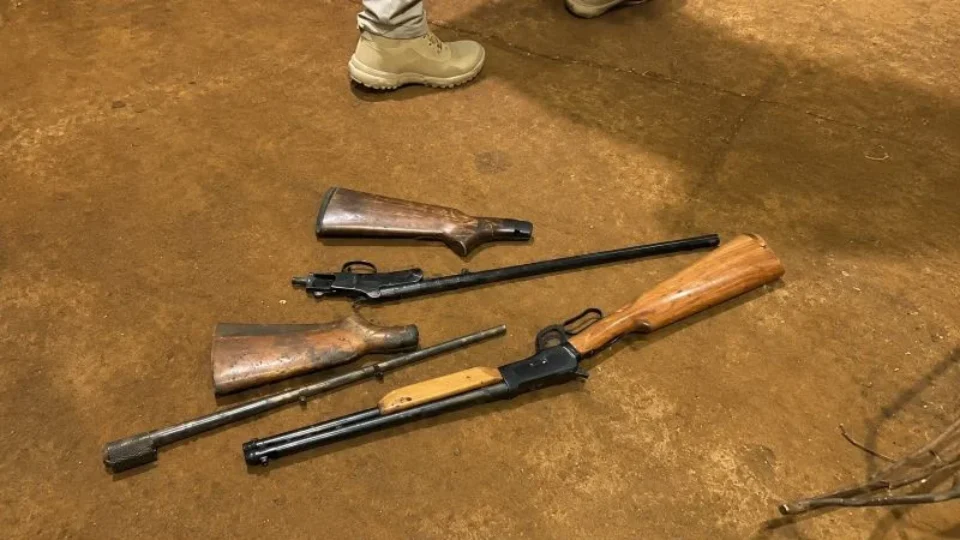 ARMAS DA JUSTIÇA: esquema teria desviado armamento do Fórum de Macapá para abastecer facção