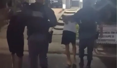ARMADOS E SEM SAÍDA: dupla entra em farmácia e tenta esconder revólver antes de ser presa no Amapá