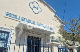Denúncia: Pais cobram melhorias na Escola Estadual Carvalho Leal após alunos ficarem sem aulas presenciais