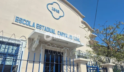 Denúncia: Pais cobram melhorias na Escola Estadual Carvalho Leal após alunos ficarem sem aulas presenciais