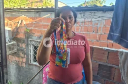 “Em todas as portas eu já bati”, diz mãe de três filhos autistas que cobra tratamento em Manaus