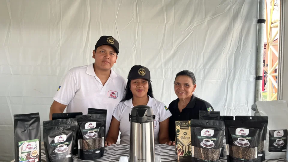 Cafés produzidos por famílias indígenas ganham destaque durante a Agrotec em Porto Velho