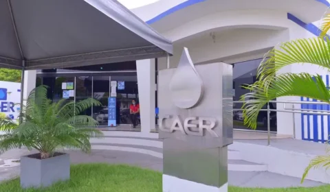 Último dia! Concurso da Caer encerra inscrições nesta segunda (31); salários chegam a R$ 9,7 mil