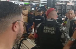 Venezuelano é morto a facadas em frente a supermercado em Boa Vista