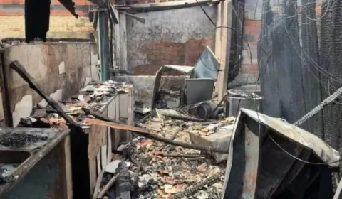 Máquina de lavar pega fogo e destrói apartamento em Cacoal