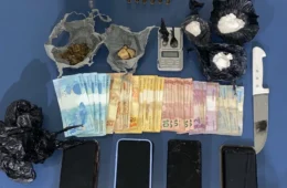 Quatro pessoas são presas em residência que funcionava como ponto de venda de drogas em Boa Vista