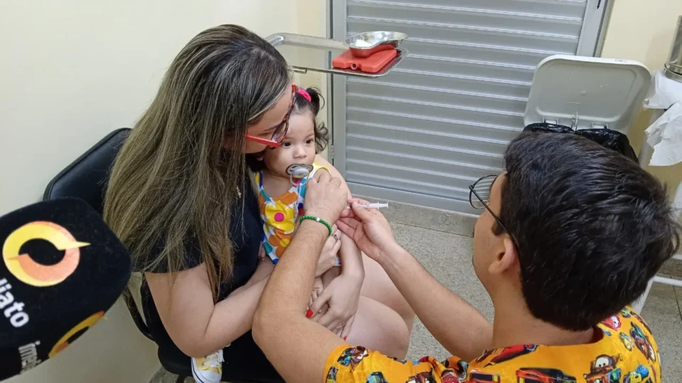 “Dia D”: Campanha oferta 20 vacinas do calendário nacional para várias idades