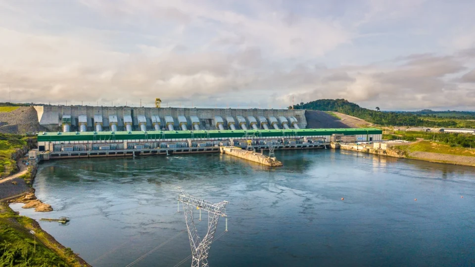 No Pará, Usina de Belo Monte reduz vazão de reservatório como medida preventiva diante do El Niño