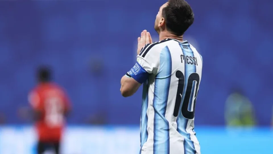 Messi anuncia aposentadoria da seleção argentina em carta emocionante: “Me esvaziei, já não tenho mais para dar”