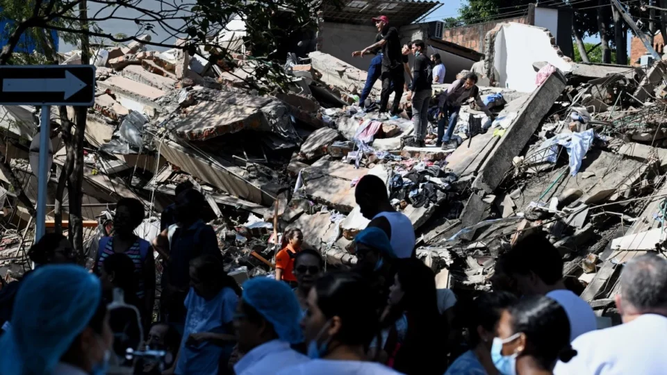 Terremoto na Colômbia deixa 164 mortos e mais de 2,7 mil desaparecidos no segundo dia de buscas