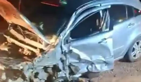 Acidente entre transporte escolar e picape deixa vítimas em Roraima