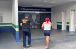 Estelionatária é presa suspeita de falsificar documentos para contratar serviços em Manaus