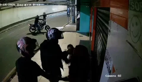VEJA O VÍDEO | Sete motos e arrastão assustam moradores em rua de Belém