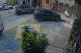 VÍDEO | Empresário é assaltado dentro de casa por criminosos vestidos de policiais em Belém