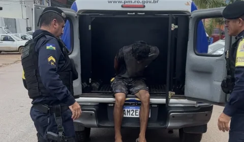 Homem é preso com drogas em terreno desocupado em Porto Velho