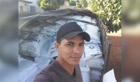 Jovem morre após motocicleta bater contra poste em Araguaçu