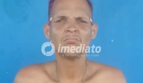 CHOCANTE: mãe ouve filho pedir socorro e o encontra morto dentro de casa