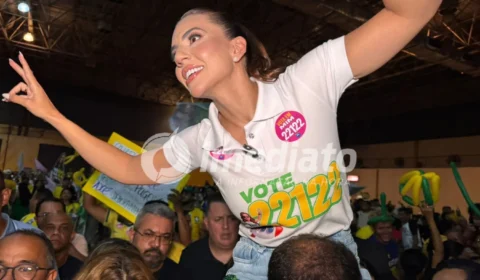 Débora Menezes reúne multidão em ato com apoiadores em Manaus e entra na reta final pela reeleição