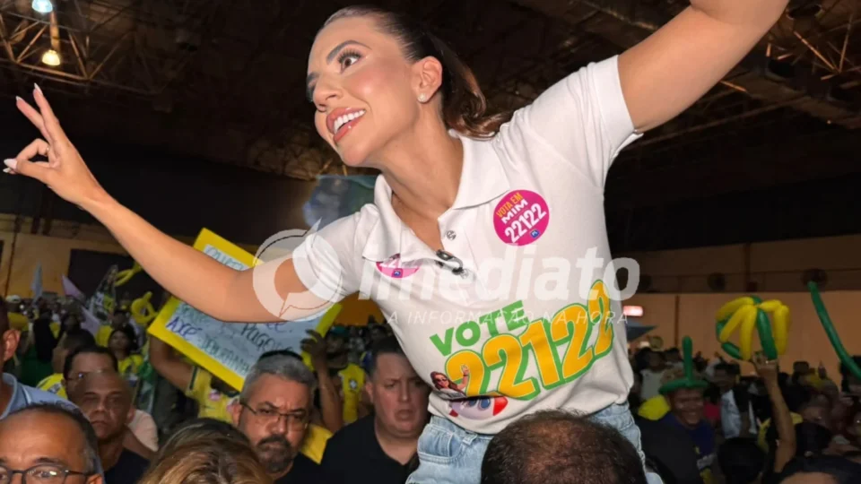 Débora Menezes reúne multidão em ato com apoiadores em Manaus e entra na reta final pela reeleição