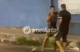 VEJA VÍDEO: “UFC” no meio da rua reúne público durante briga entre homens em Manaus