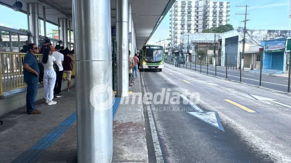 Rodoviários realizam nova greve nesta terça-feira e afetam transporte coletivo em Manaus
