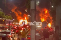 VEJA VÍDEOS: Ônibus da linha 500 pega fogo e assusta passageiros na Avenida Constantino Nery