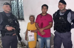 Força Tática auxilia idosa de 68 anos perdida durante chuva em Manaus