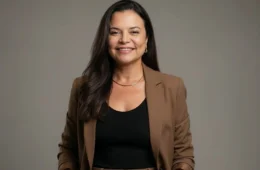 Psicanalista Andréa Vermont apresenta a palestra “A arte de viver” em Manaus