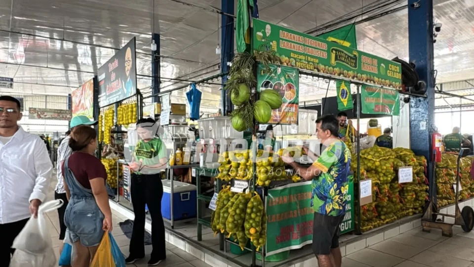 “MILHÕES EM MERCADORIAS PODEM IR PARA O LIXO!”: feirantes enfrentam 14 horas sem energia em Manaus