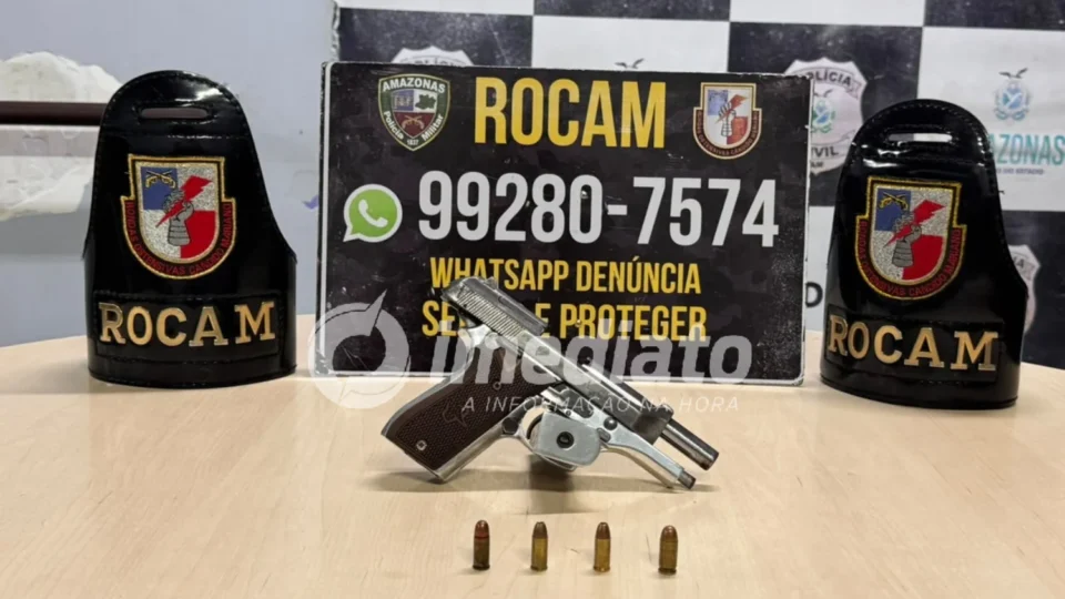 Pistola e munições são apreendidas após denúncia de tráfico de drogas no Japiim