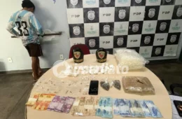Homem é preso com mais de 2,5 kg de maconha e dezenas de porções de drogas em Manaus
