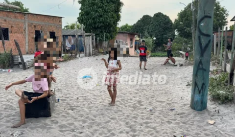 “Não estamos pedindo favor, estamos exigindo o que é de direito”: Rua do Areial vira ‘praia’ e moradores cobram asfalto em Manaus