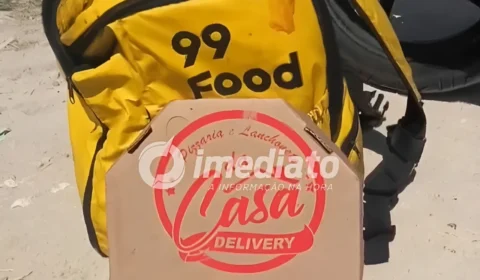URGENTE: Entregador de pizza cai em “casinha” e é sequestrado em Manaus