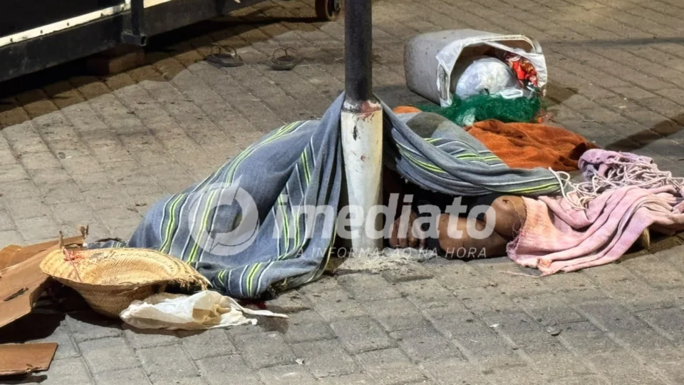 NOITE DE TERROR: homem é morto com vários tiros em frente a moradores na Colônia Oliveira Machado